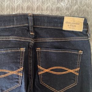 abercrombie and fitch jeans